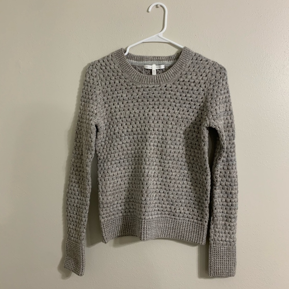 Like new sweater